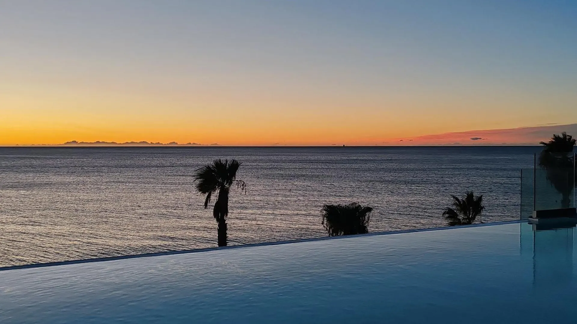 Apartmán Pearl Beach - Rooftop Pool Seaside Villeneuve-Loubet
