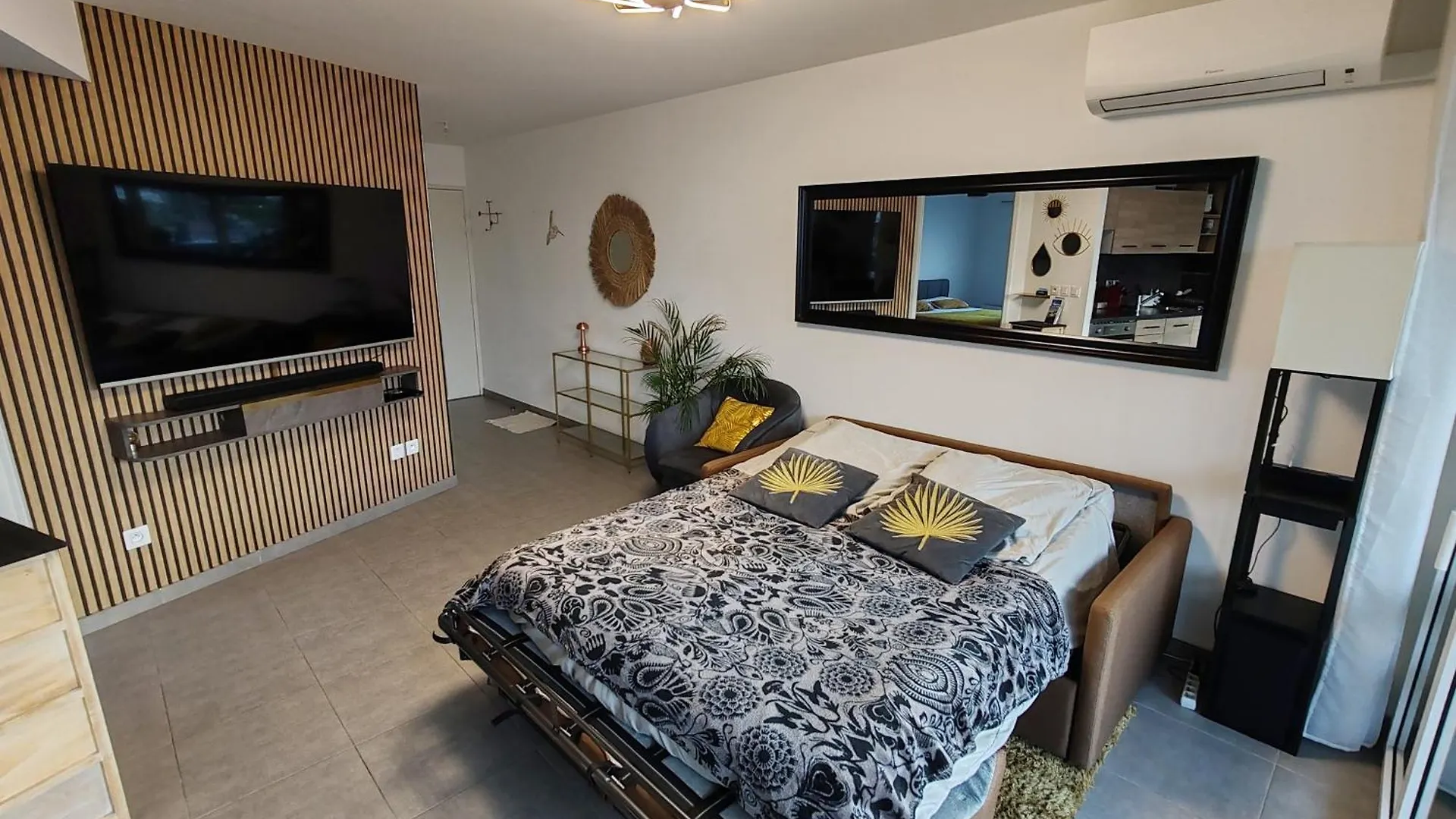 Pearl Beach - Rooftop Pool Seaside Villeneuve-Loubet Apartment