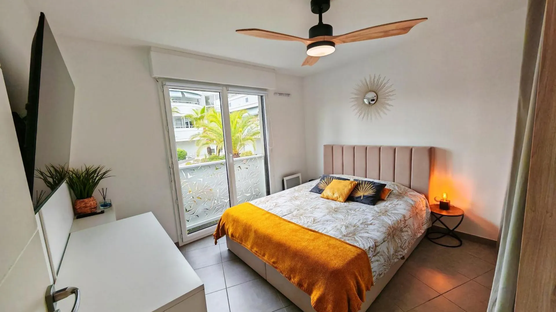 Apartment Pearl Beach - Rooftop Pool Seaside Villeneuve-Loubet France